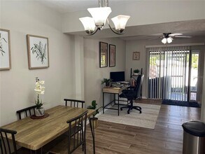 4114 Woodlark Dr in Tampa, FL - Building Photo - Building Photo