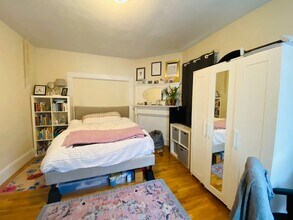 33 Stone Ave, Unit 1 in Somerville, MA - Foto de edificio - Building Photo