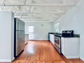 129 Sheldon Terrace in New Haven, CT - Building Photo - Building Photo