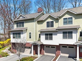 280 Boulder Ridge Rd in South Salem, NY - Building Photo