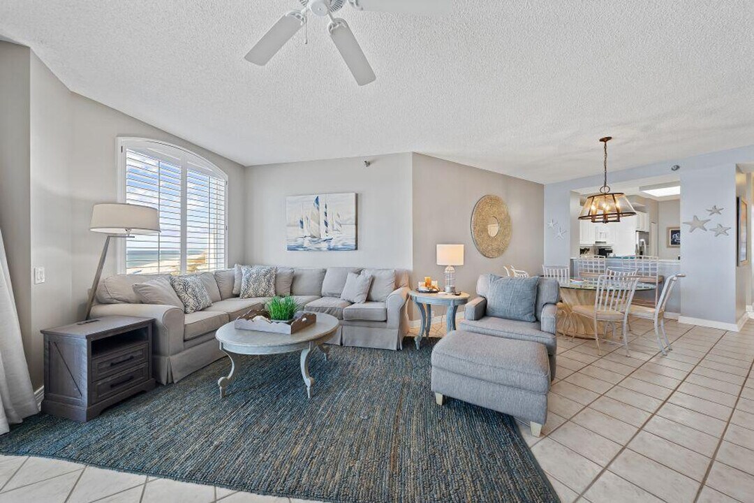 13601 Perdido Key Dr in Pensacola, FL - Foto de edificio
