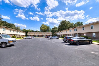 1121 Alice Dr in Sumter, SC - Building Photo - Building Photo