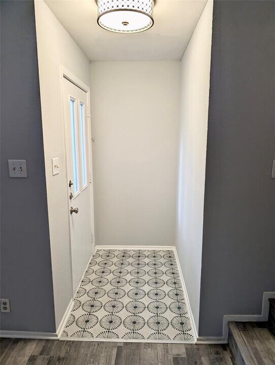 2102 Kirksey Dr in Austin, TX - Building Photo