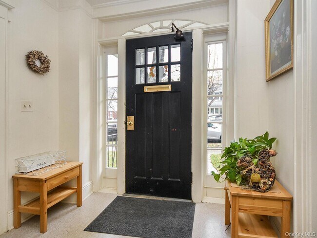 60 Park Ave in Port Washington, NY - Building Photo - Building Photo