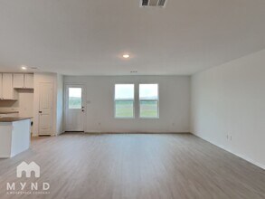 9007 Lunar Cove in San Antonio, TX - Building Photo - Building Photo