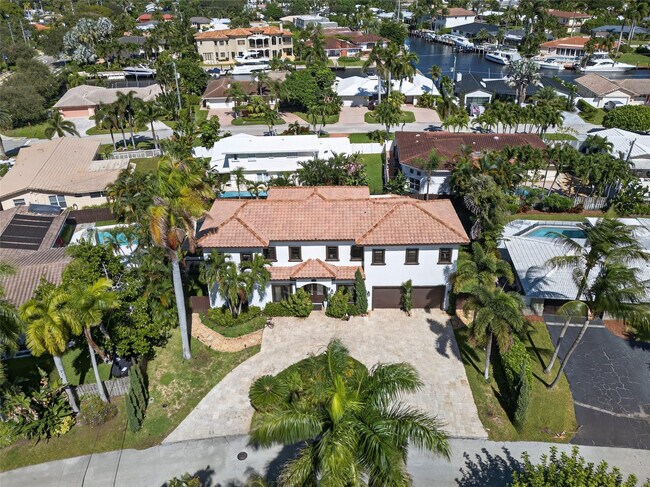 2211 St in Lighthouse Point, FL - Building Photo - Building Photo