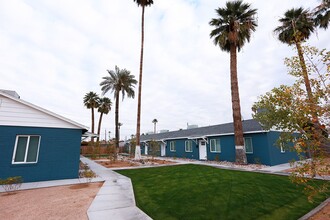 833 E Turney Ave in Phoenix, AZ - Building Photo - Building Photo