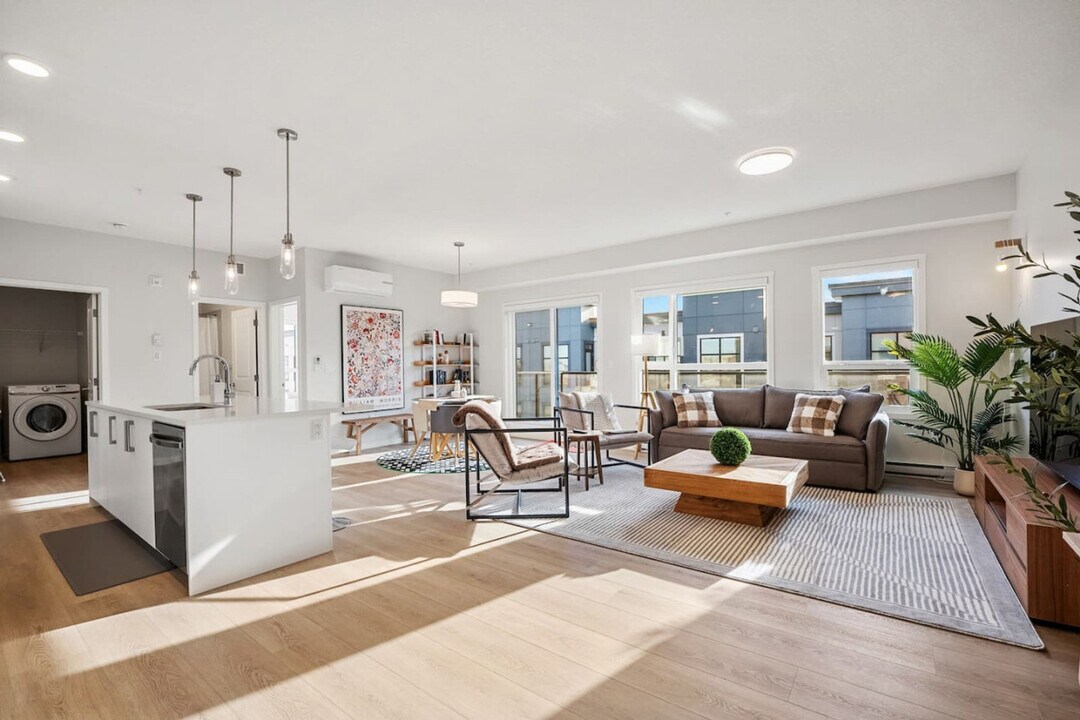 220 Seton Grove SE in Calgary, AB - Building Photo