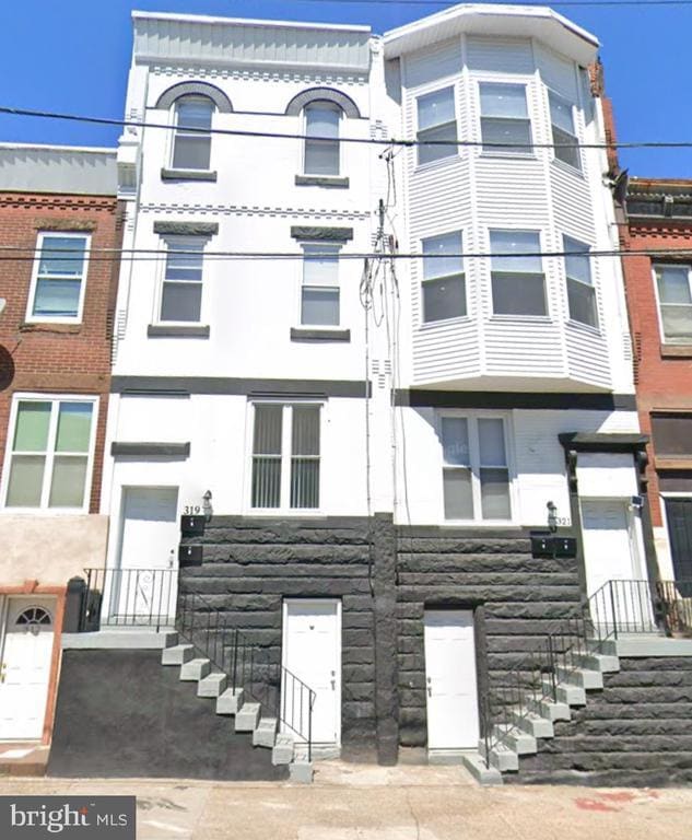 property at 321 E Lehigh Ave