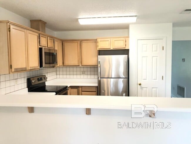 305 W Peachtree Ave in Foley, AL - Foto de edificio - Building Photo