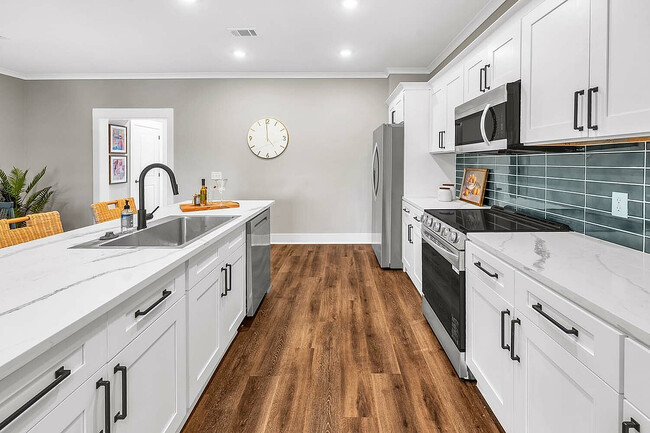 Pointe Grand North Athens Townhomes in Athens, GA - Foto de edificio - Building Photo