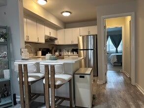 65 Ellsworth St, Unit 65 Ellsworth Street unit in Bridgeport, CT - Building Photo - Building Photo