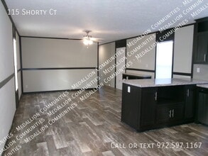 115 Shorty Ct in New Braunfels, TX - Building Photo - Building Photo