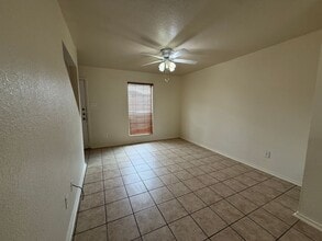 4407 Abigail Dr in Killeen, TX - Foto de edificio - Building Photo