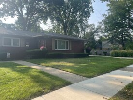 1555 Margaret Ave SE in Grand Rapids, MI - Building Photo