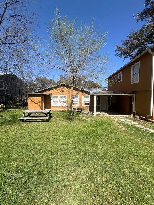 1609 Morgan Ln in Austin, TX - Building Photo
