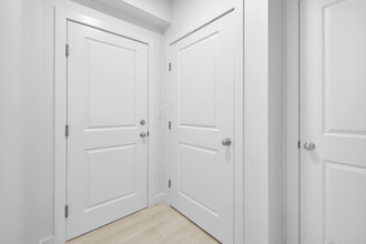 3030-3169 169 St SW in Edmonton, AB - Building Photo - Building Photo