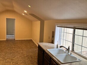 2498 Armstrong Ave in South Lake Tahoe, CA - Building Photo - Building Photo