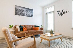 5828 New Hope Blvd in Whitestown, IN - Building Photo