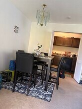 962 High Path Rd in Windsor, CT - Building Photo - Building Photo