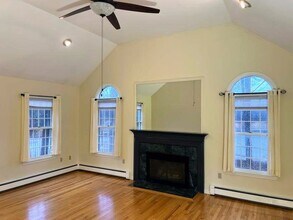 1565 West St in Wrentham, MA - Building Photo - Building Photo