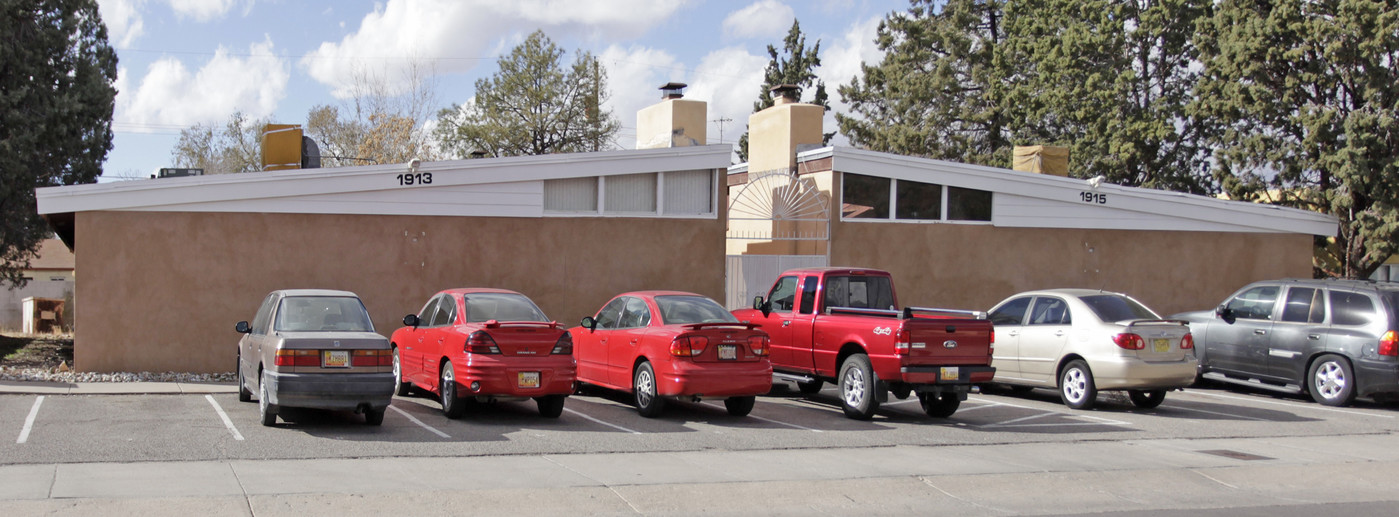 1909-1915 Alvarado Dr NE in Albuquerque, NM - Building Photo