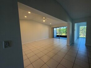 15729 Bottlebrush Cir in Delray Beach, FL - Building Photo - Building Photo
