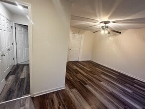 1225 N Lee Dr in Bowling Green, KY - Building Photo - Building Photo