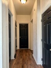 638 Middle Ave, Unit B 1st Floor in Wilmerding, PA - Building Photo - Building Photo