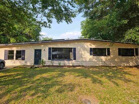 4508 Ellysee Way in Pensacola, FL - Building Photo