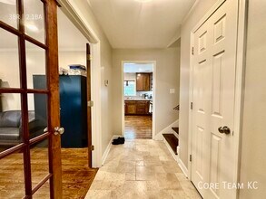 2308 W 104th St in Leawood, KS - Building Photo - Building Photo