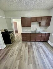 3736 E 153rd St in Cleveland, OH - Building Photo - Building Photo