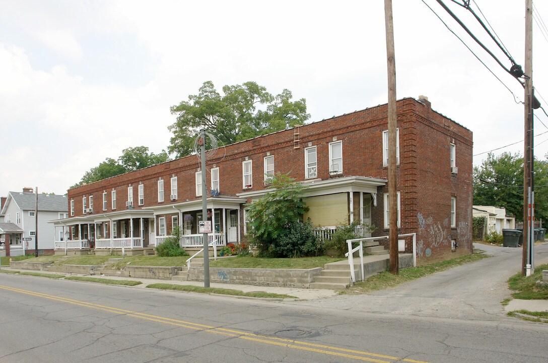 260-274 E Hudson St in Columbus, OH - Building Photo