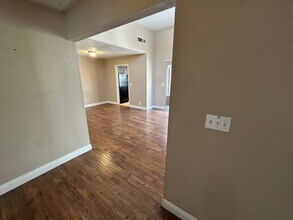 4241 Wales Green Ln in Las Vegas, NV - Building Photo - Building Photo