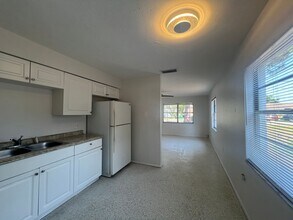 2912 24th St W in Bradenton, FL - Building Photo - Building Photo