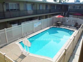 180 San Tomas Aquino Rd-Unit -6 in Campbell, CA - Building Photo - Building Photo