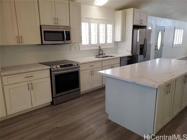 property at 94-653-653 Kauakapuu Loop