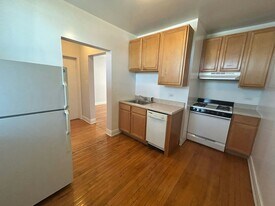 4409 N Kenneth Ave in Chicago, IL - Building Photo