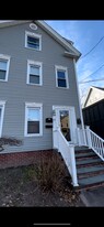 208 Willow St, Unit #1 in New Haven, CT - Building Photo