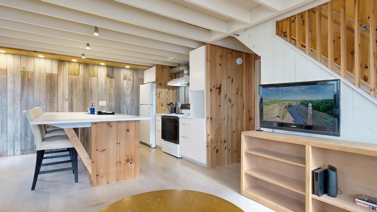 42 Evergreen Ave in Old Orchard Beach, ME - Foto de edificio