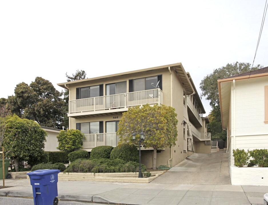 466 Monroe St in Monterey, CA - Foto de edificio