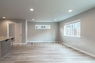 4811 NE 37th Ct in Vancouver, WA - Building Photo - Building Photo