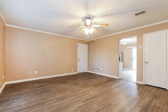 11010 Highridge Ct in Hampton, GA - Building Photo - Building Photo
