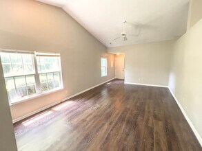 10727 N Park Ave in Indianapolis, IN - Building Photo - Building Photo