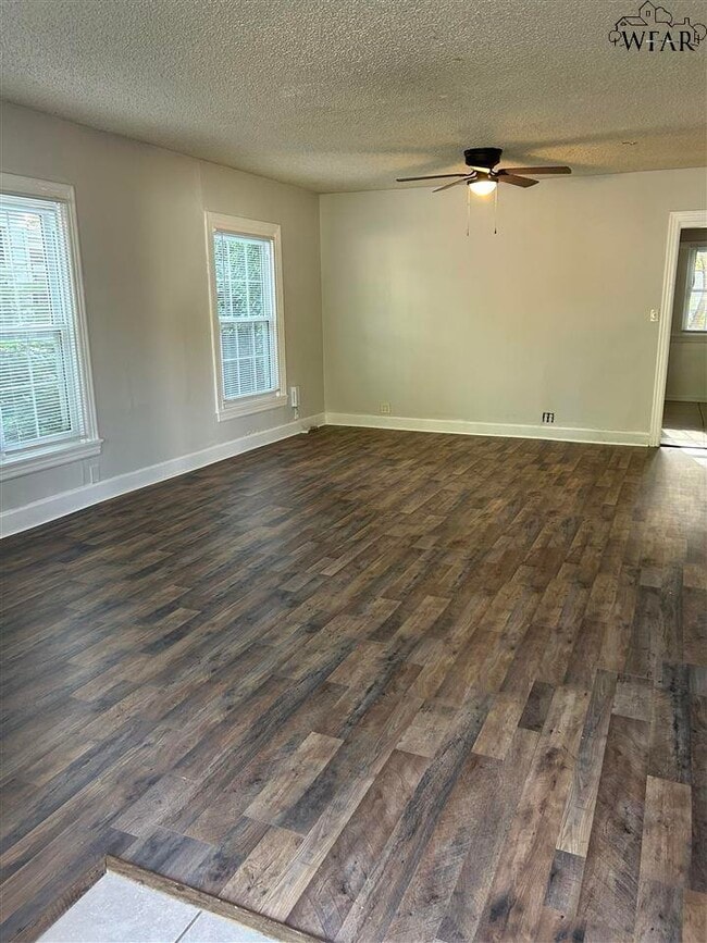 2507 Bridwell St in Wichita Falls, TX - Building Photo - Building Photo