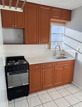 5675 SW 1st St in Miami, FL - Building Photo - Building Photo