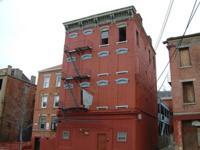 56 E McMicken Ave in Cincinnati, OH - Building Photo - Building Photo