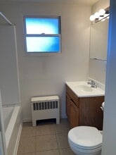 38 N Earl St in Shippensburg, PA - Building Photo - Building Photo
