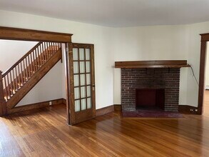 84 Woodlawn St in Springfield, MA - Foto de edificio - Building Photo