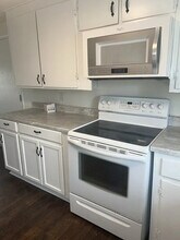 721 Pickens Dr in Pendleton, SC - Building Photo - Building Photo